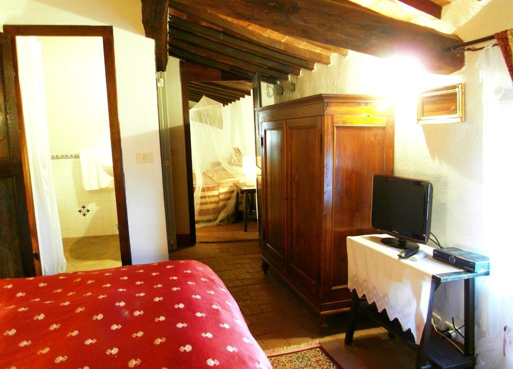 Guest House Il Borgo Di Sempronio Semproniano Zimmer foto