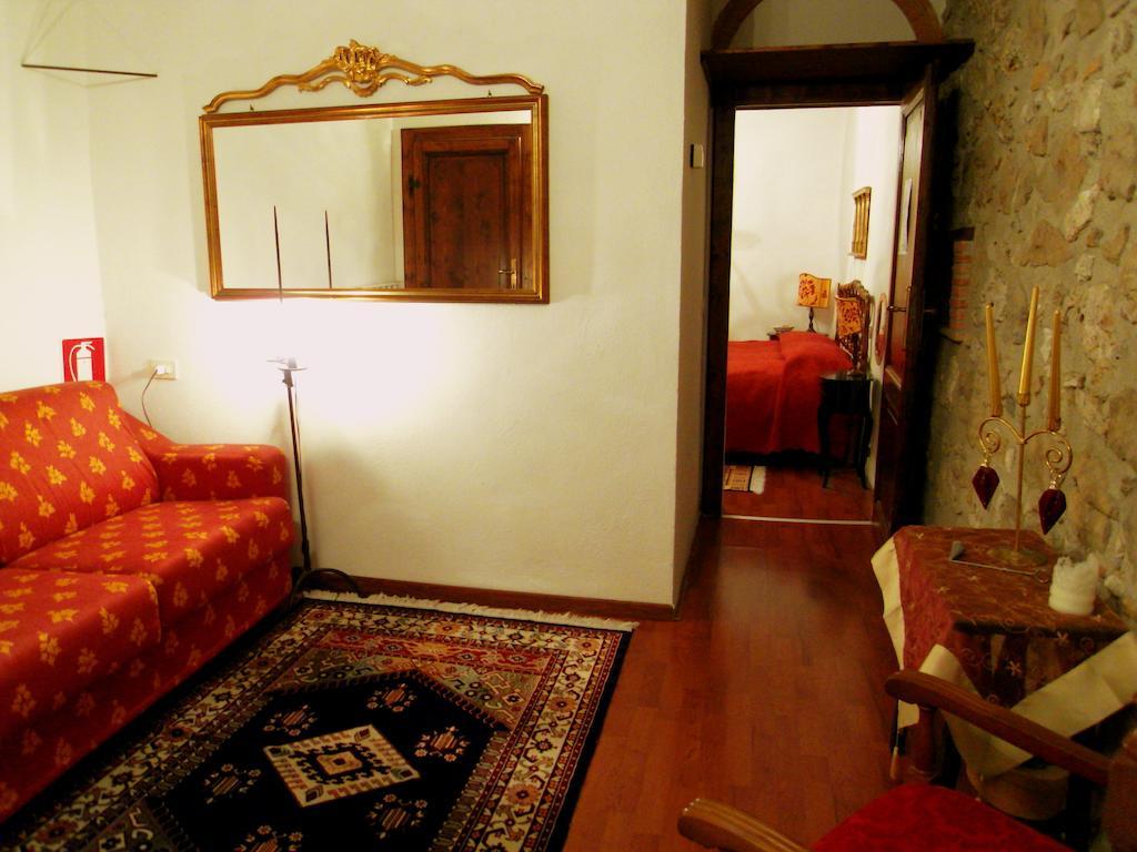 Guest House Il Borgo Di Sempronio Semproniano Zimmer foto